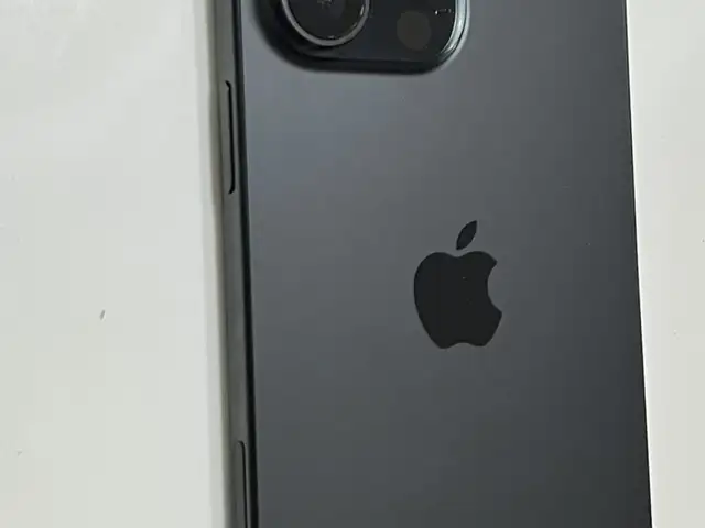 Iphone 16 pro max, Επαρχία Λευκωσίας — Στρόβολος - Άγιος Βασίλειος