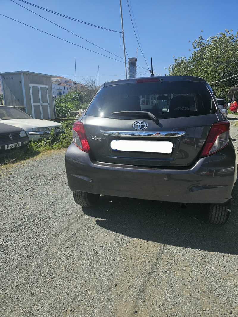 2011 Toyota Vitz 1,3L 2011 Cyprus
