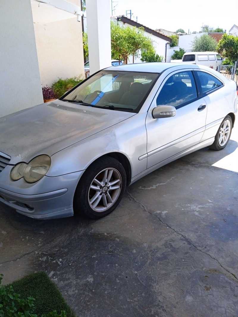 2001 Mercedes-Benz C-Class 2,0L 2001 Cyprus