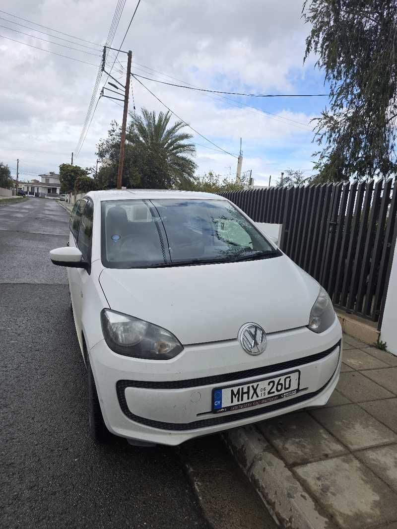 2015 Volkswagen UP 1,0L 2015 Cyprus