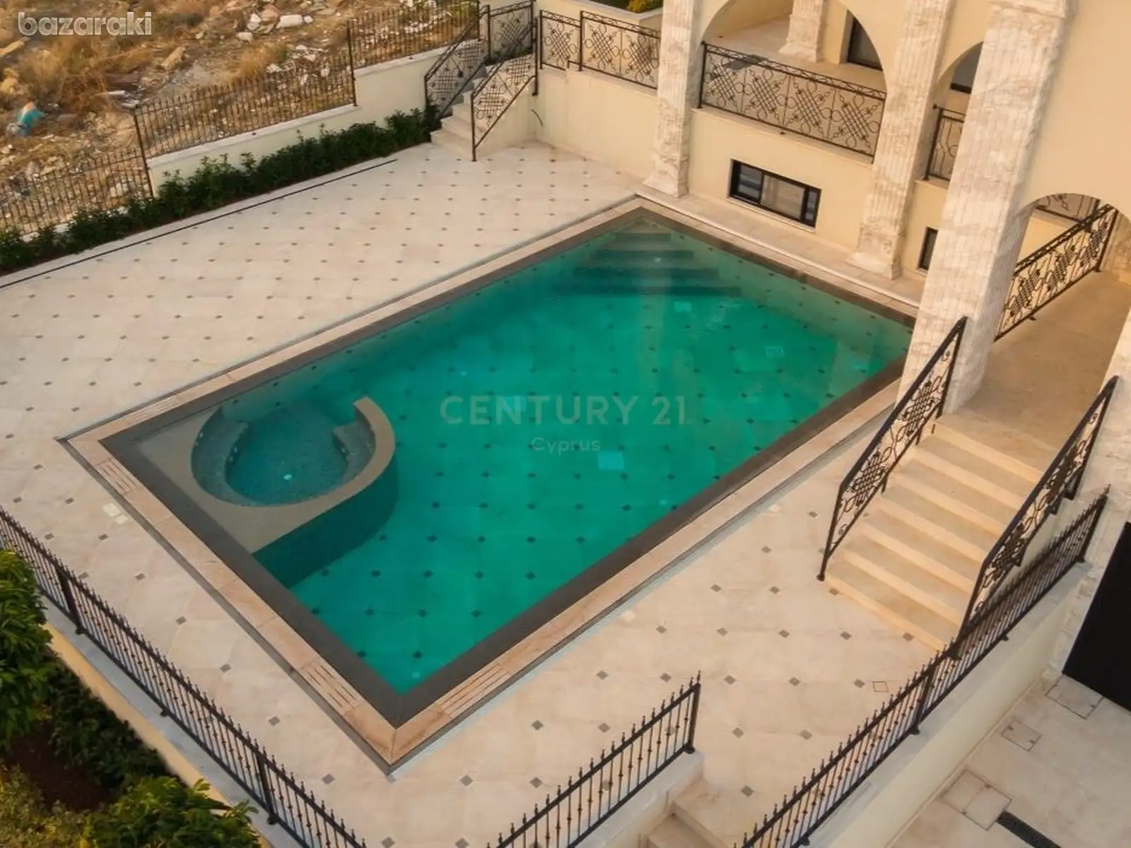 Villa, 5 bedrooms — 5