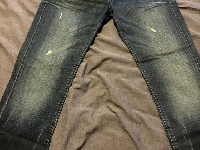 Staff jeans, Nicosia — GSP Area