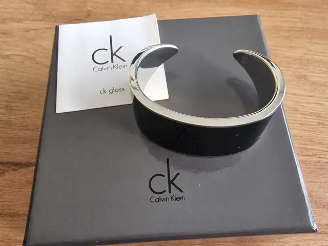 Αυθεντικό γυναικείο βραχιόλι calvin klein-ck gloss cuff, Επαρχία Λευκωσίας — Λατσιά - Άγιος Γεώργιος