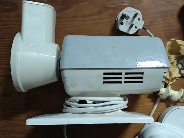 Moulinex , vintage , πολλήκόφτεις, Επαρχία Λάρνακας — Λάρνακα - Καμάρες