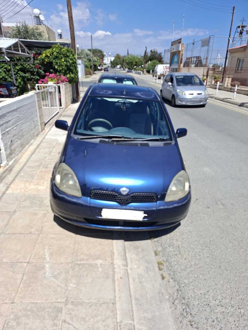 2000 Toyota Vitz 1,0L 2000 Cyprus