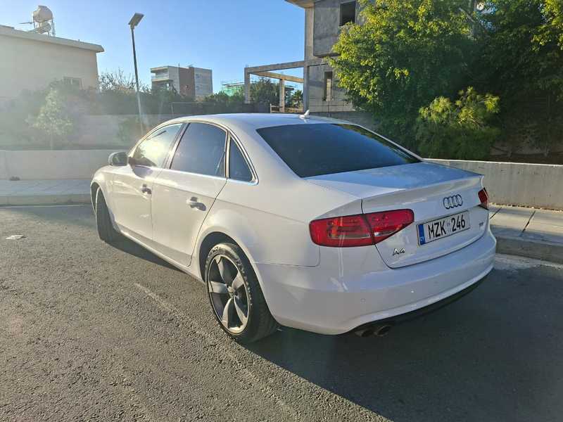 2013 Audi A4 2,0L 2013 Cyprus