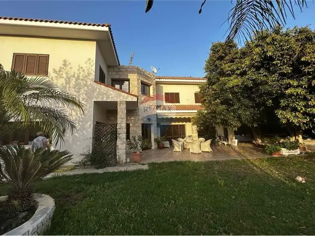 4-bedroom detached house for sale, Limassol — Pyrgos Lemesou Tourist Area