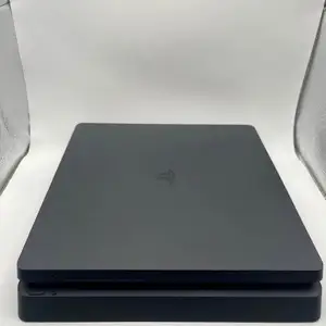 Playstation 4 slim in perfect condition with 2 controllers and 2 games, Επαρχία Λεμεσού — Λεμεσός - Αγία Ζώνη