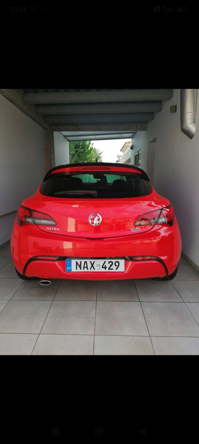 2012 Opel, Vauxhall Astra 1,6L 2012 Cyprus