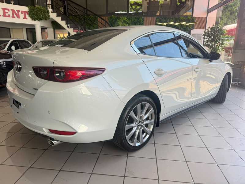 2023 Mazda 3 2,0L 2023 Cyprus