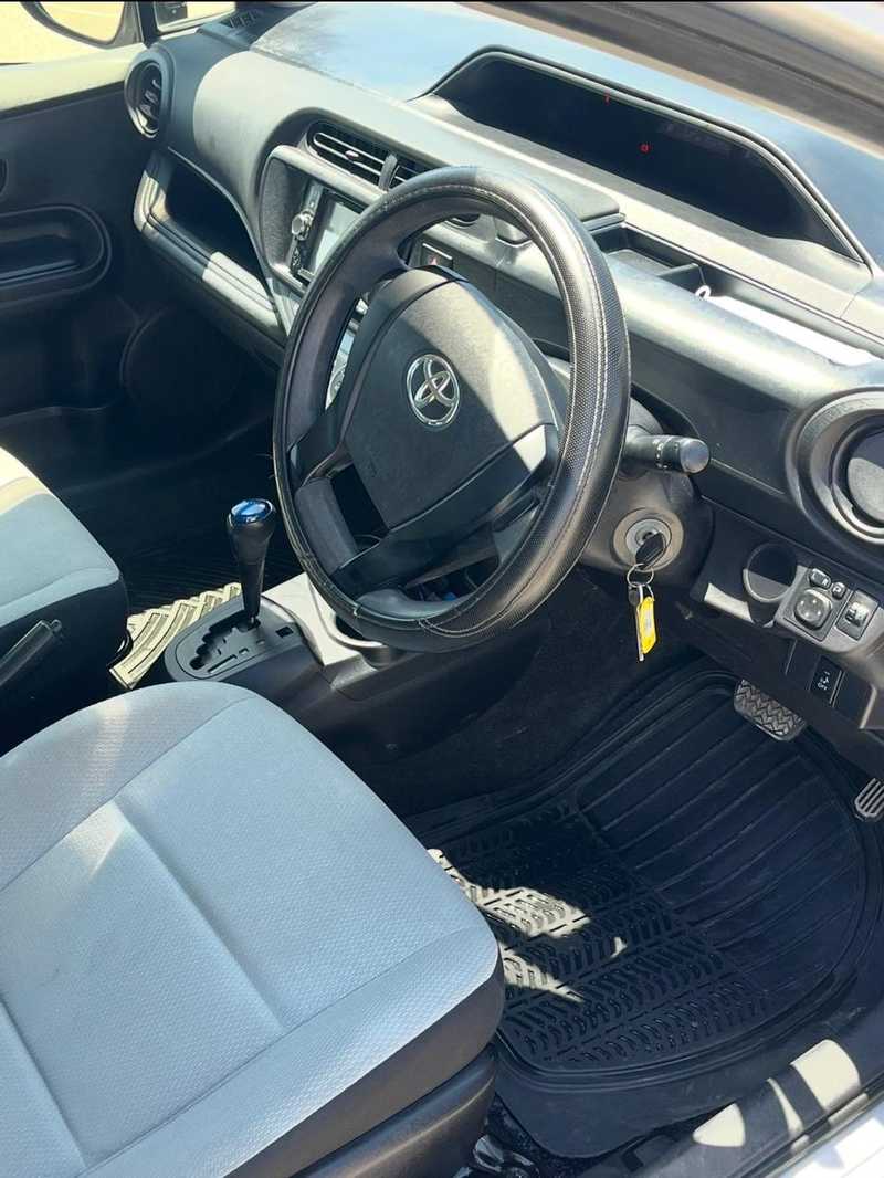 2015 Toyota Aqua 1,5L 2015 Cyprus