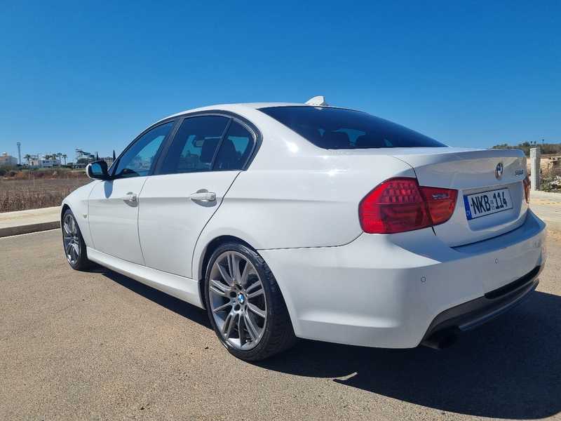 2011 BMW 3-Series 2,0L 2011 Cyprus