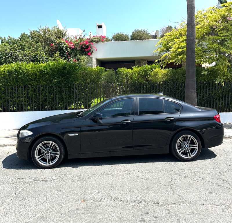 BMW 5-Series 2,0L 2011