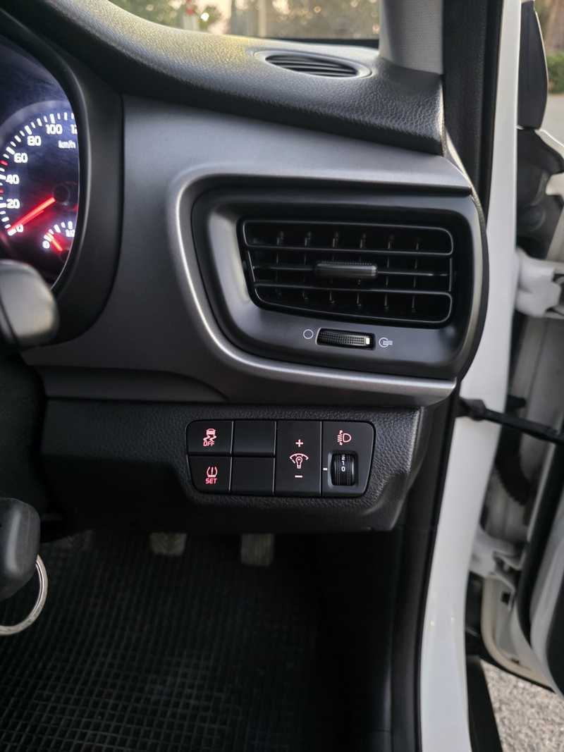2018 KIA Stonic 1,2L 2018 Cyprus