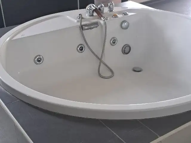 2-bedroom apartment to rent, Larnaca — Larnaka - Arch Makarios III