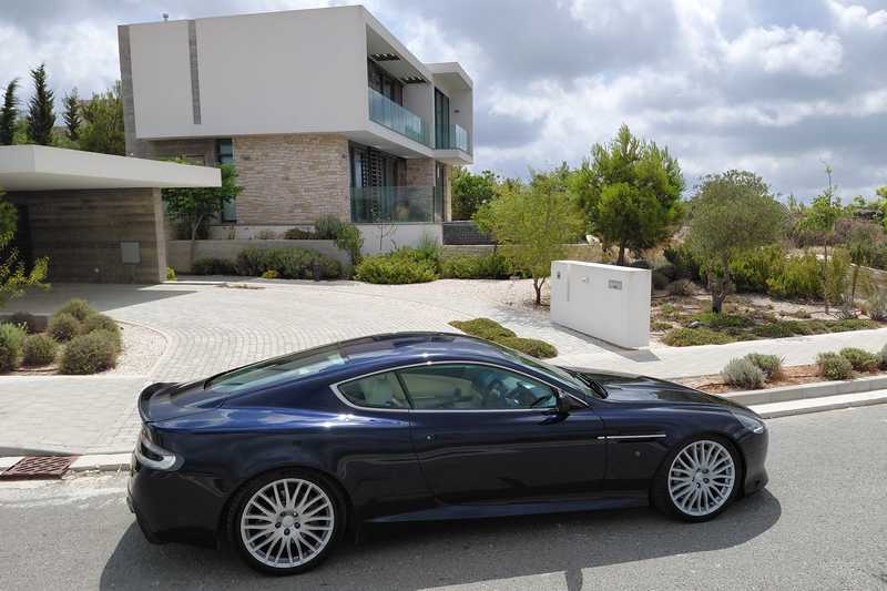 2004 Aston Martin DB9 6,0L 2004 Cyprus