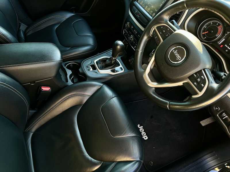 2016 Jeep Cherokee 2,2L 2016 Cyprus