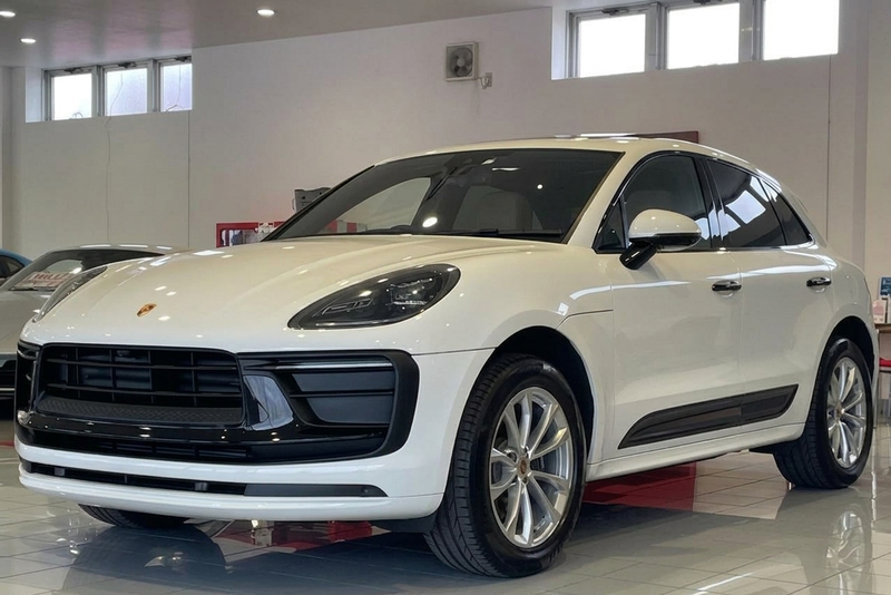2023 Porsche Macan 2,0L 2023 Cyprus