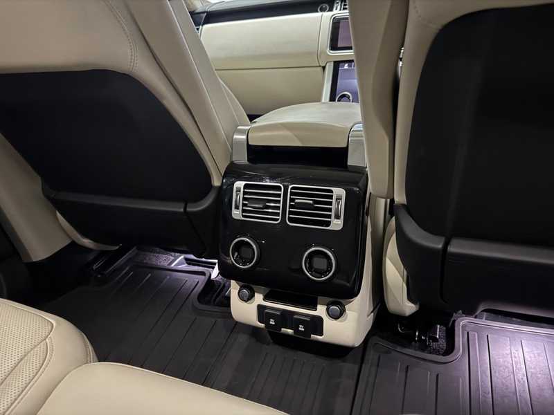 2021 Land Rover Range Rover Vogue 3,0L 2021 Cyprus
