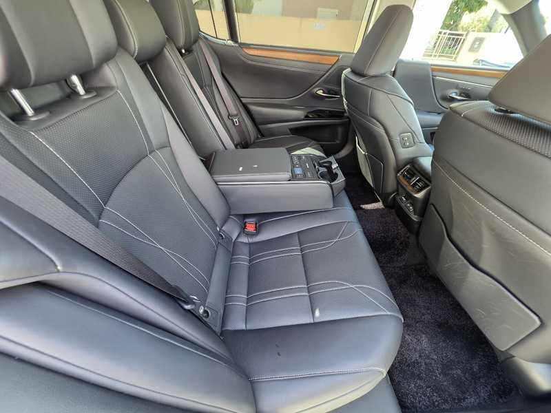 2022 Lexus ES300h 2,5L 2022 Cyprus