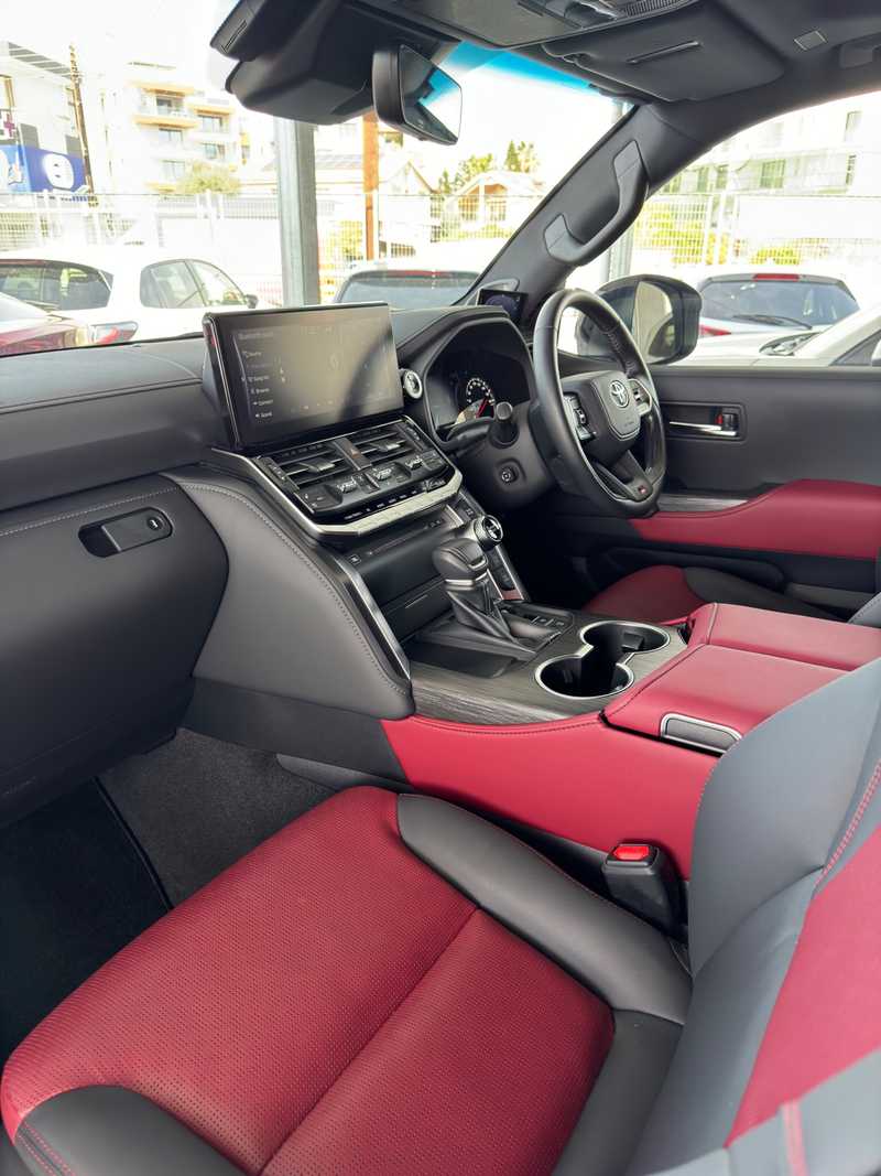 2025 Toyota Land Cruiser 300 3,3L 2025 Cyprus