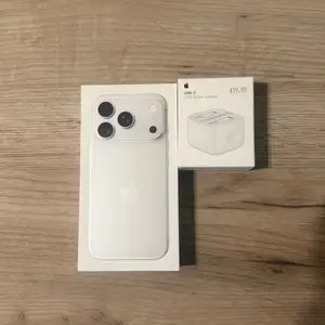 Iphone 18 pro 256gb silver brand new sealed in the box, Nicosia — Strovolos - Stavros