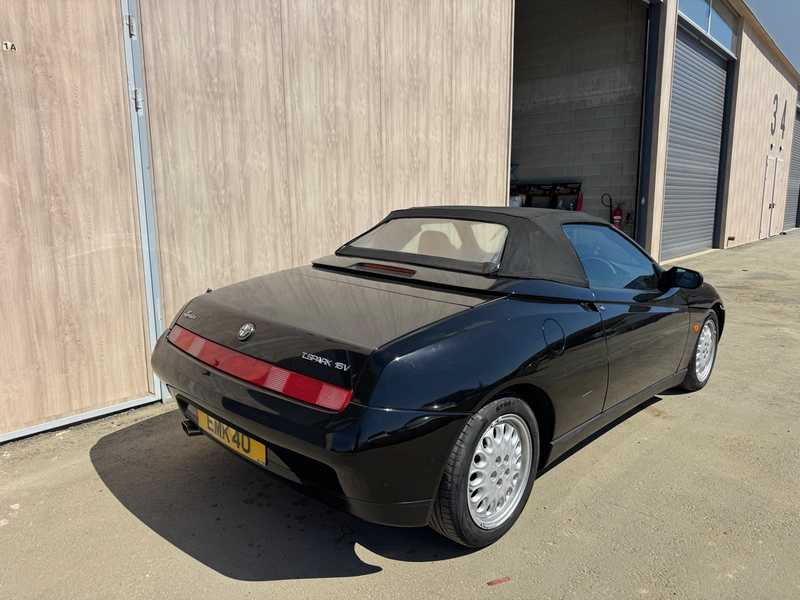 1996 Alfa Romeo Spider 2,0L 1996 Cyprus