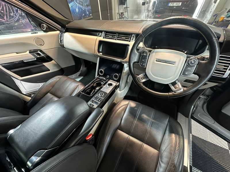 2017 Land Rover Range Rover Vogue 4,4L 2017 Cyprus