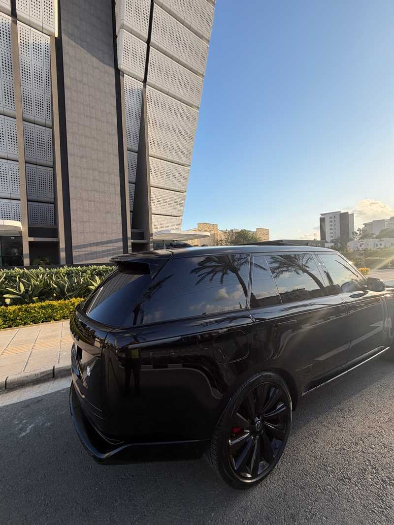 2025 Land Rover Range Rover 4,4L 2025 Cyprus