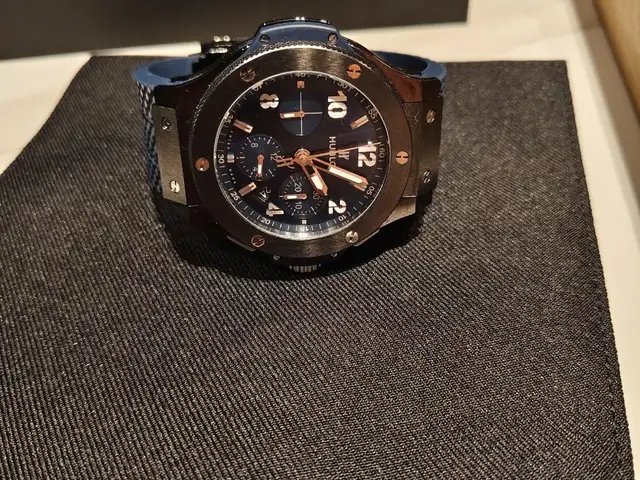Hublot Big Bang 44m Ceramic Blue, Επαρχία Λευκωσίας — Στρόβολος - Ακρόπολη