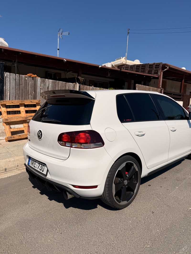 2010 Volkswagen Golf 2,0L 2010 Cyprus