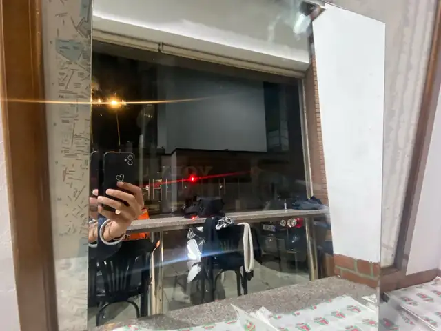 Mirror for wall very good quality, Nicosia — Nicosia - Kaimakli