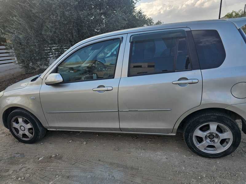 Mazda Demio 1,3L 2005