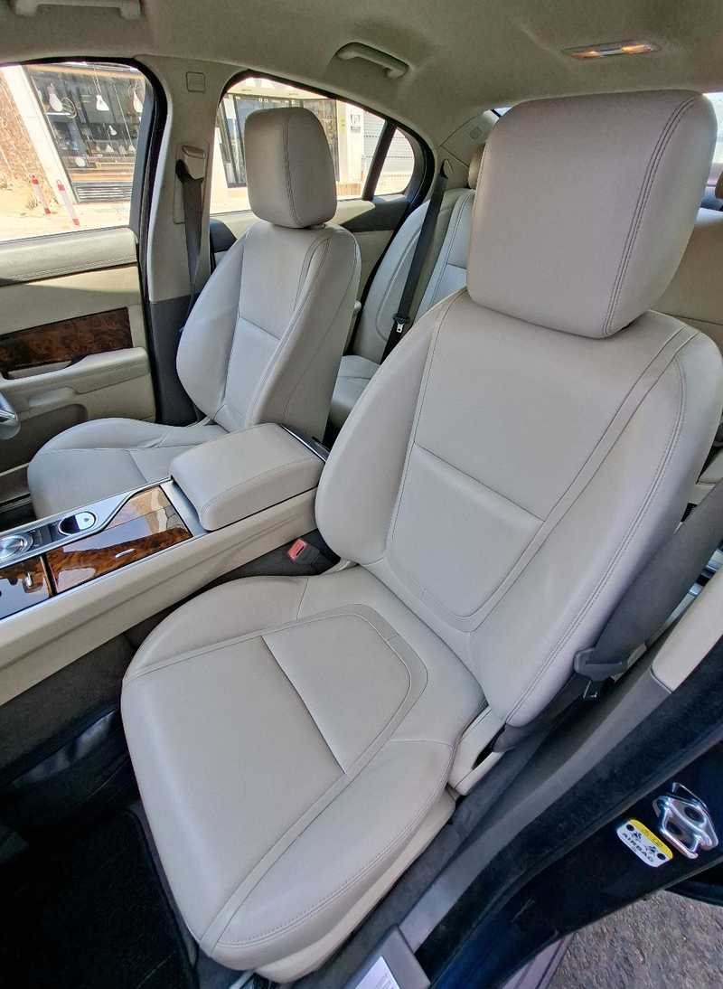 2014 Jaguar XF 2,2L 2014 Cyprus