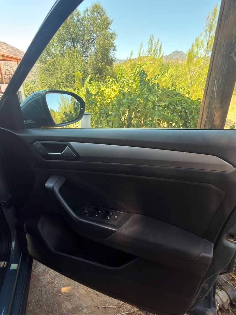 2024 Volkswagen T-Roc 1,5L 2024 Cyprus