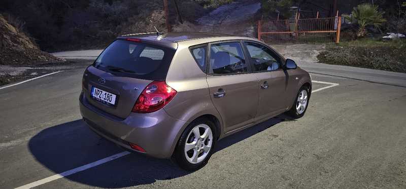 2009 KIA Ceed 1,6L 2009 Cyprus