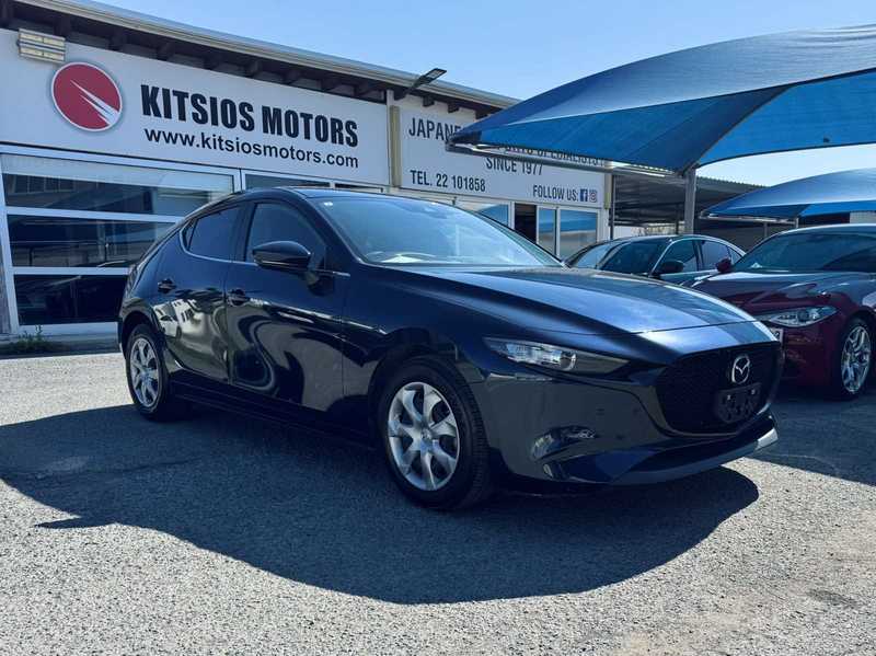 Mazda 3 1,5L 2023