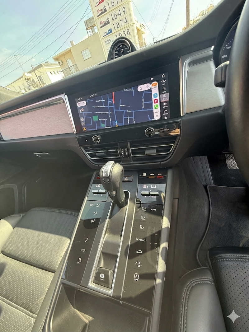2022 Porsche Macan 2,9L 2022 Cyprus