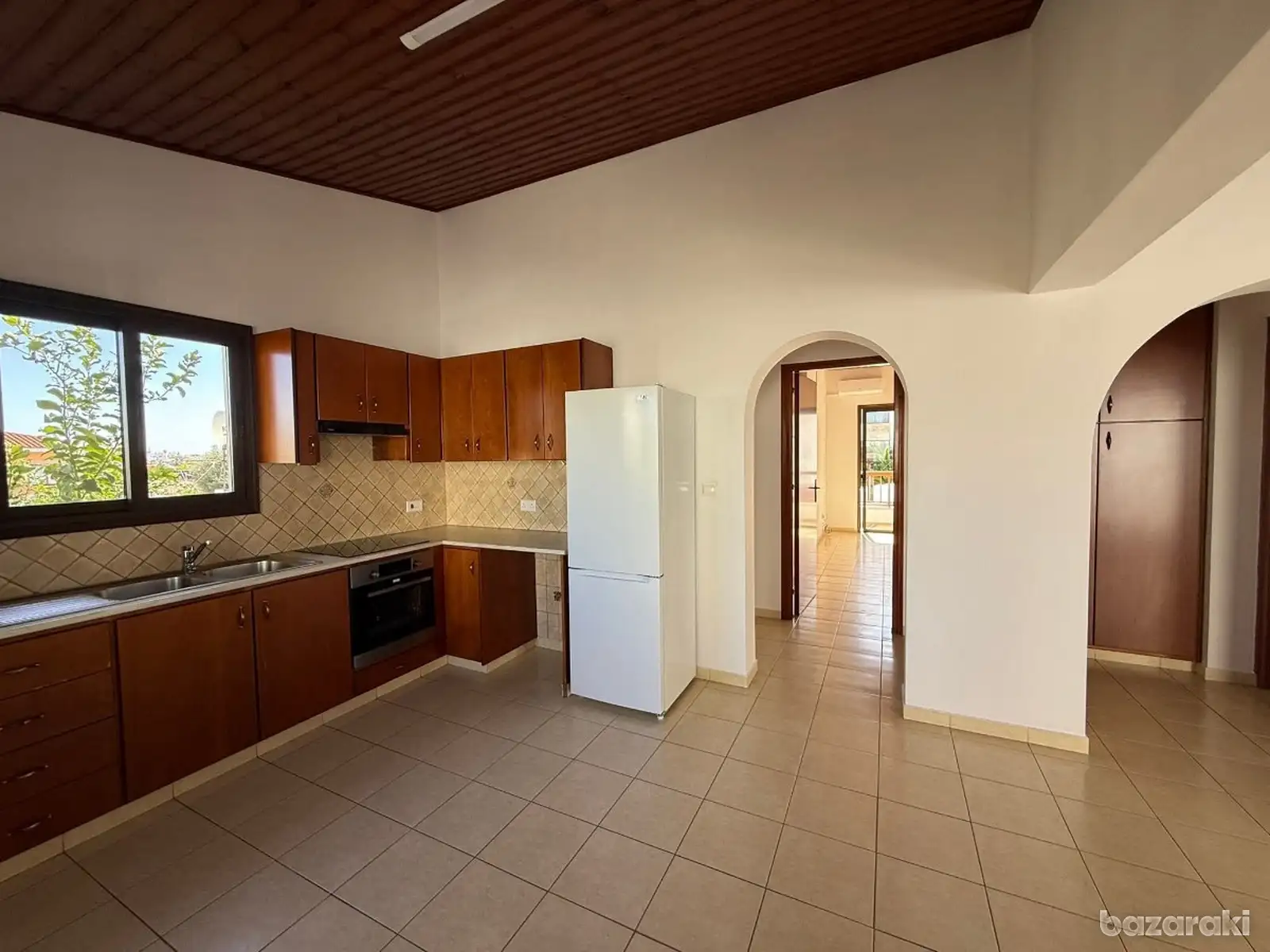 House, 3 bedrooms — 3