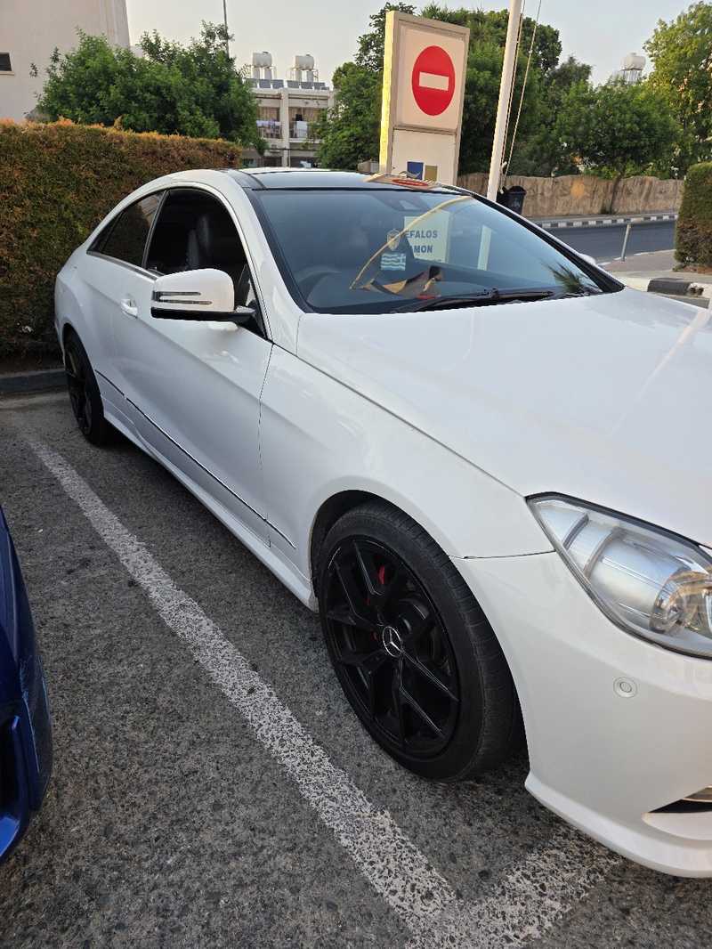 2012 Mercedes-Benz E-Class 2,5L 2012 Cyprus