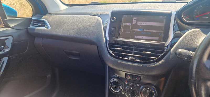 2013 Peugeot 208 1,4L 2013 Cyprus