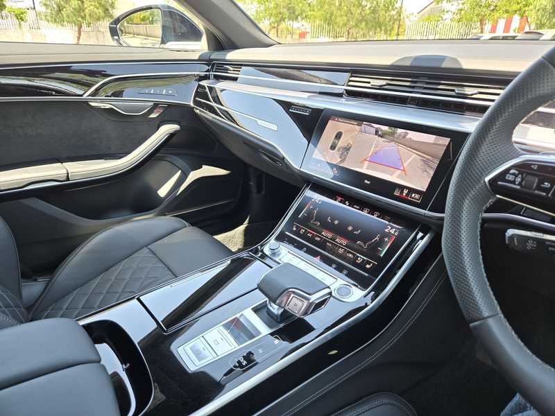 2022 Audi A8 4,0L 2022 Cyprus
