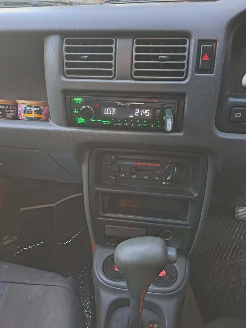 1999 Mazda Demio 4,8L 1999 Cyprus