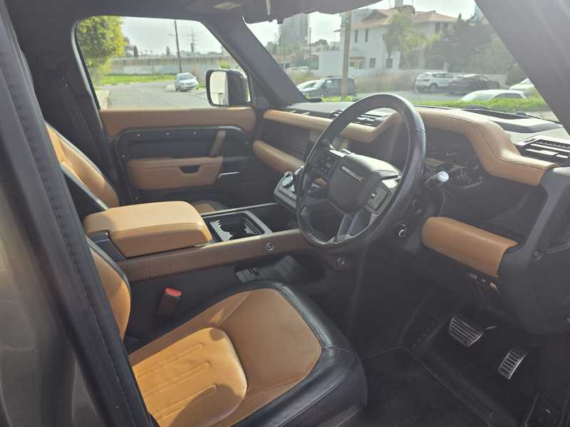 2022 Land Rover Defender 3,0L 2022 Cyprus