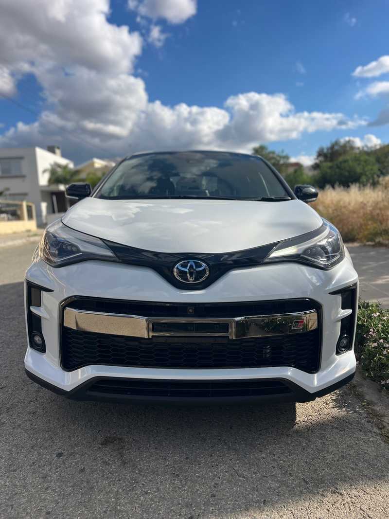 2022 Toyota C-HR 1,8L 2022 Cyprus