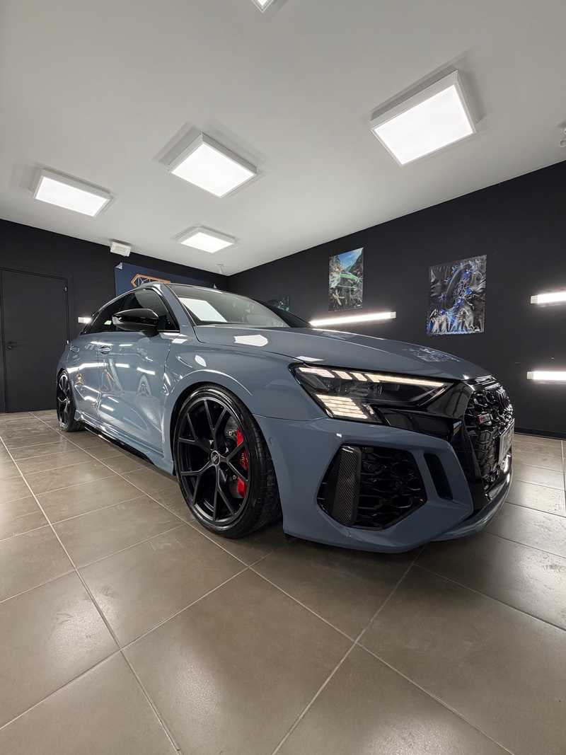 Audi RS3 2,5L 2024