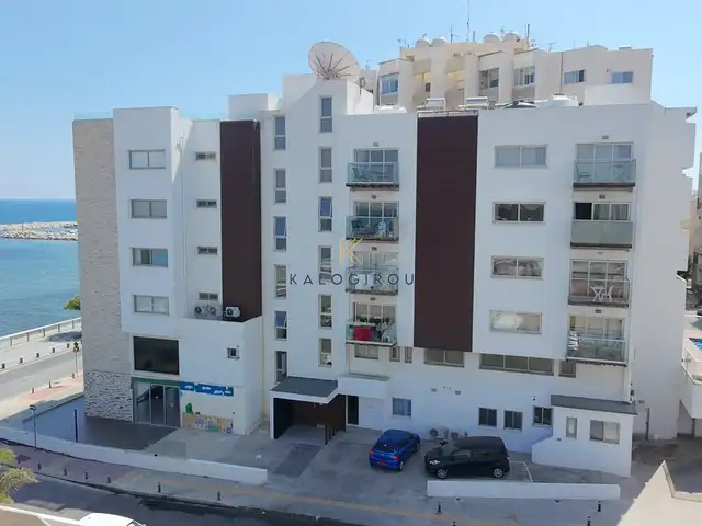 14 bedroom apartment building in makenzy, Επαρχία Λάρνακας — Λάρνακα - Μακένζυ