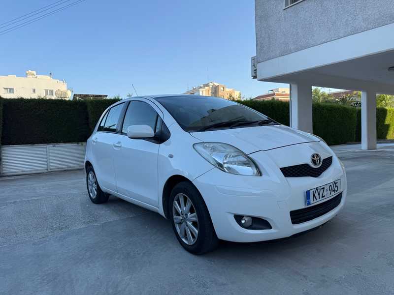 2011 Toyota Yaris 1,3L 2011 Cyprus