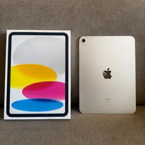 Ipad 10th generation wifi | 100 battery health | box charger & case, Επαρχία Λεμεσού — Λεμεσός - Άγιος Αντώνιος