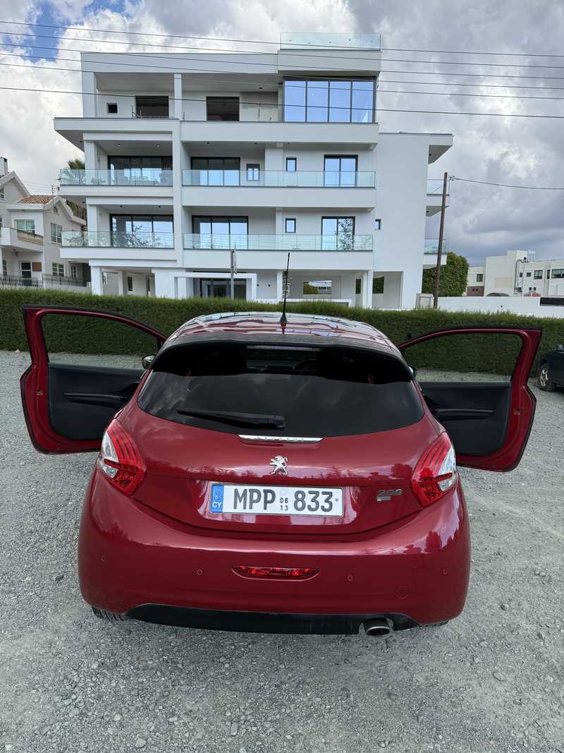 2013 Peugeot 208 1,6L 2013 Cyprus